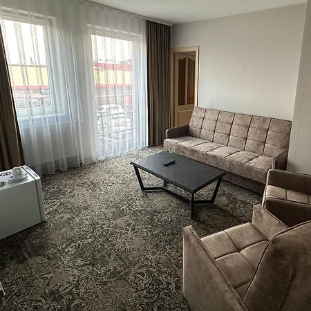 马里扬泊列 凯塔旅馆酒店 外观 照片